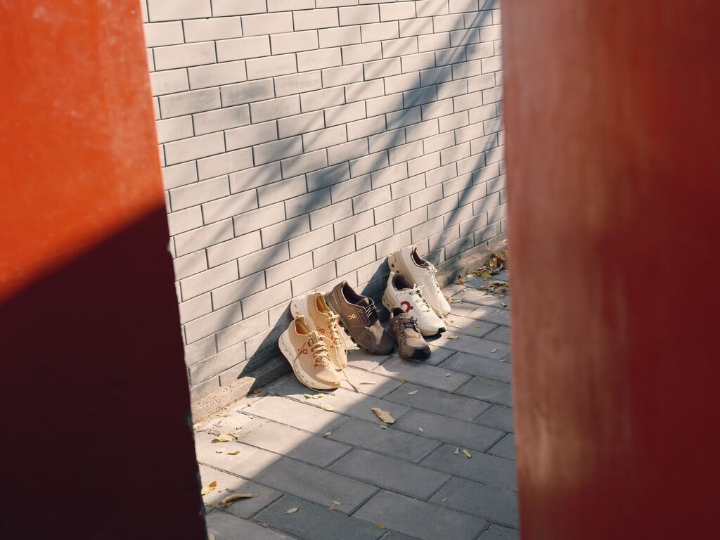 靈感源自奔騰馬蹄！On 推出 2026「馬年」限定系列