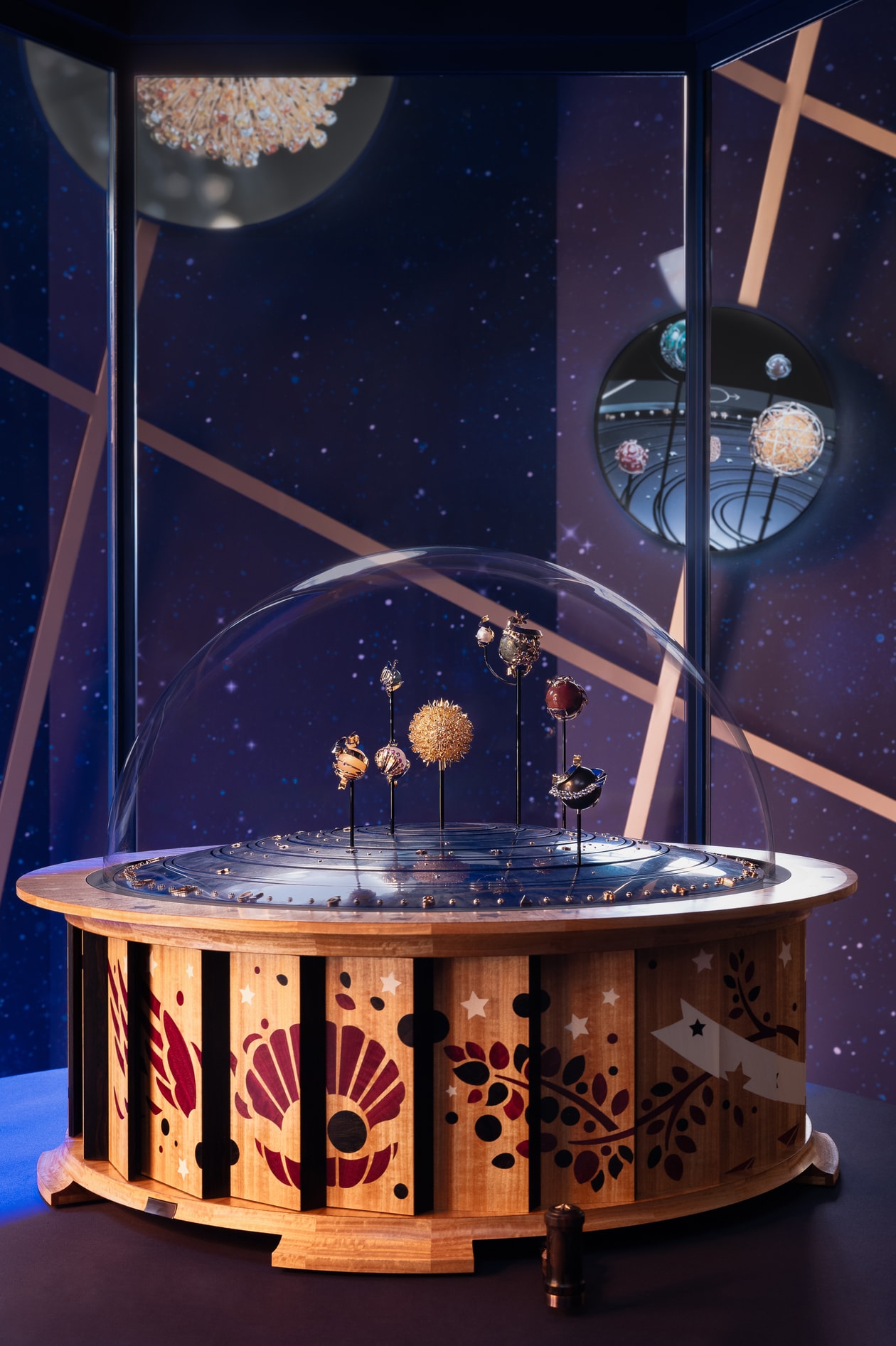 走進 Van Cleef & Arpels 梵克雅寶《Poetry of Time 時間的詩篇》香港展覽