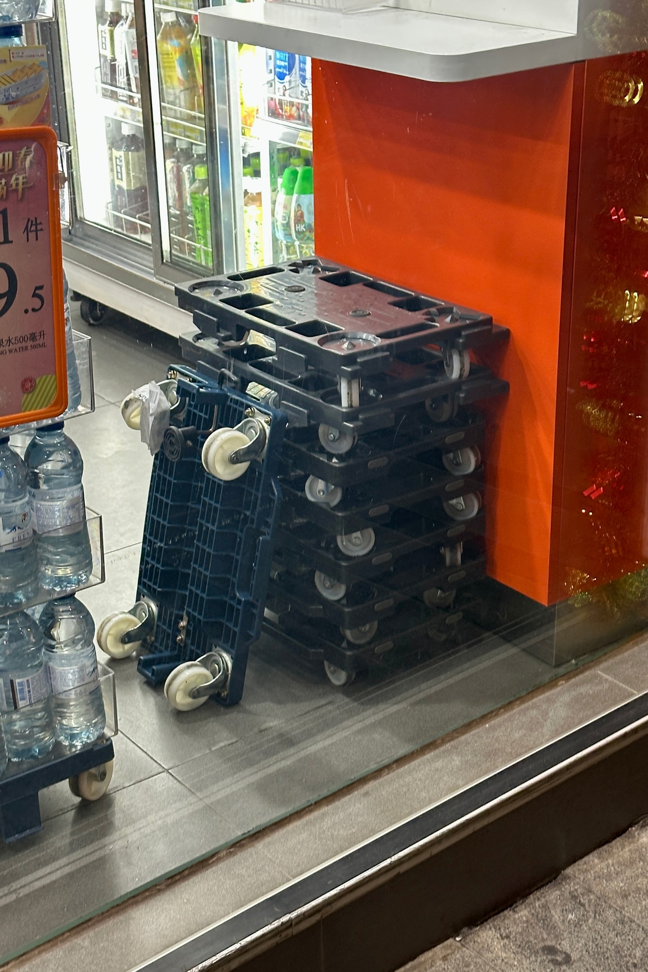 專訪 Hypebeast Twenty T-Shirt Exhibition 藝術裝置設計師 Orange Terry