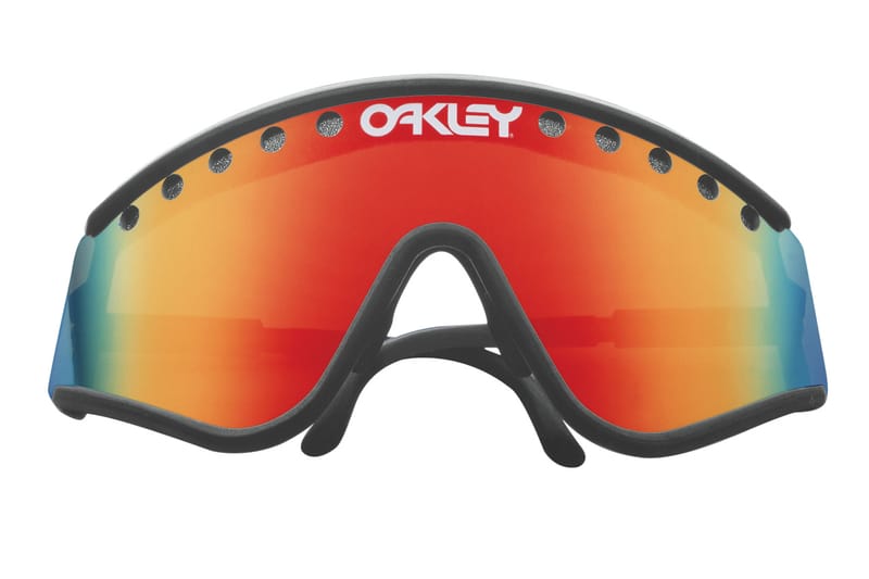 Oakley 雪地 DNA：跨越速度與運動年代的進化之路