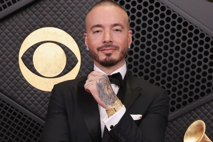 Wrist Check:J Balvin 佩戴滿鑽黃金 Audemars Piguet Royal Oak「Jumbo」亮相紅地毯