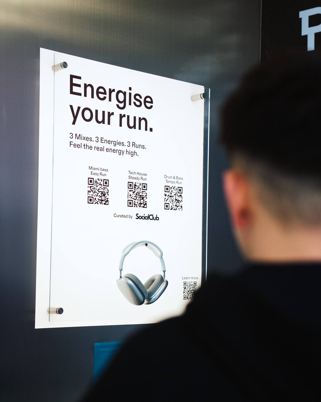 On 破天荒把星光大道化身成 「Real Energy」跑道