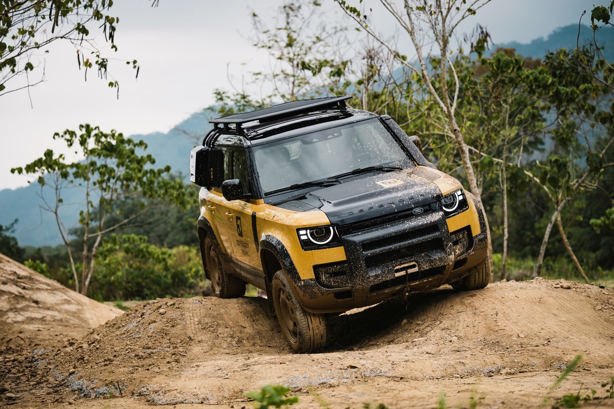全新 Defender 正式面世，香港專屬限量版「The Peak Edition」同步登場