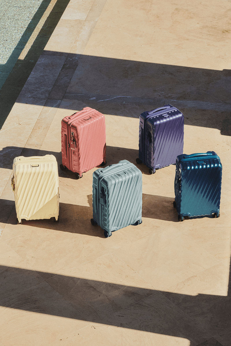 感受地中海慢活節奏！TUMI 正式發佈 2026 春季「Mediterranean Escape」全新系列
