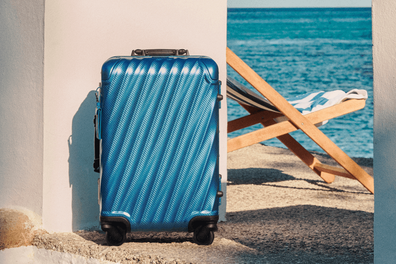 感受地中海慢活節奏！TUMI 正式發佈 2026 春季「Mediterranean Escape」全新系列