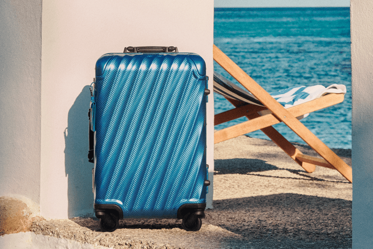 感受地中海慢活節奏!TUMI 正式發佈 2026 春季「Mediterranean Escape」全新系列