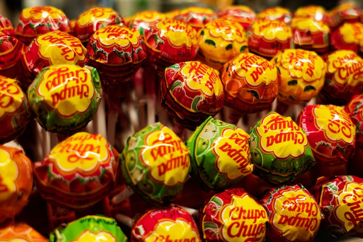 Chupa Chups 聯乘 BBH London 打造「防彈級」無敵棒棒糖