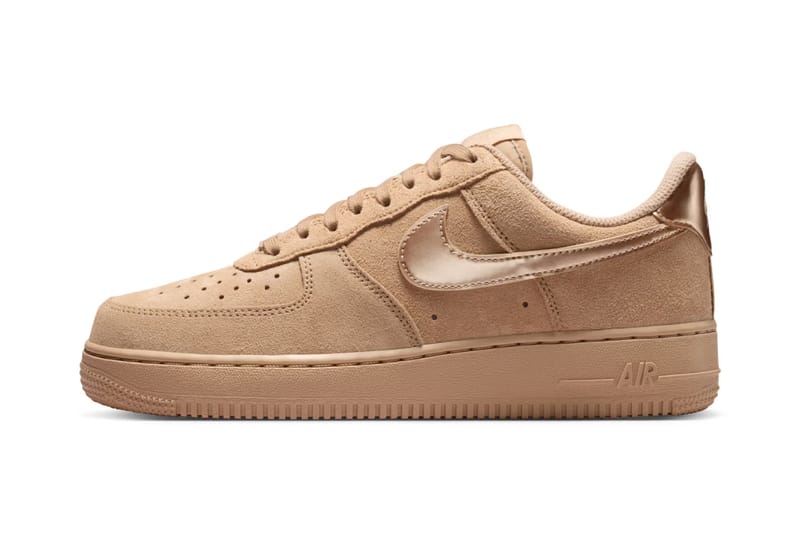 Nike 推出金屬徽飾點綴全新兩款 Air Force 1 Low 麂皮鞋