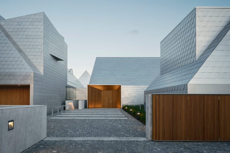 鋁殼極簡下的追憶：Šeduva「The Lost Shtetl Jewish Museum」的靜謐光芒