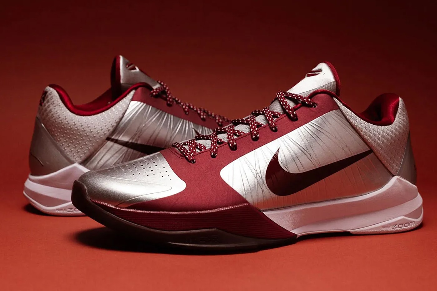 近賞 Nike Kobe 5 Protro「Lower Merion Aces Away」復刻實鞋細節