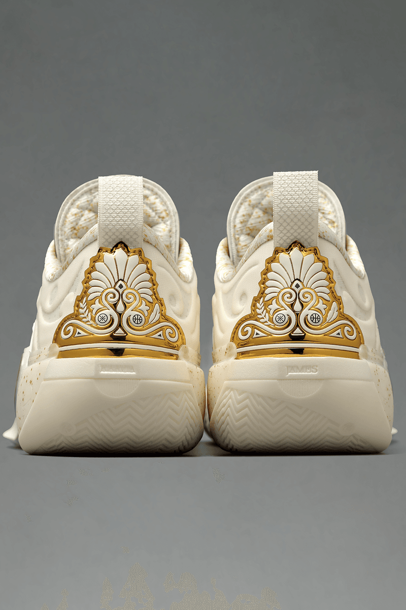 聚焦極簡白金美學：Li-Ning 釋出全新「Way of Wade」香港限定系列