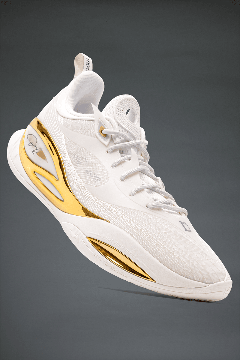 聚焦極簡白金美學：Li-Ning 釋出全新「Way of Wade」香港限定系列