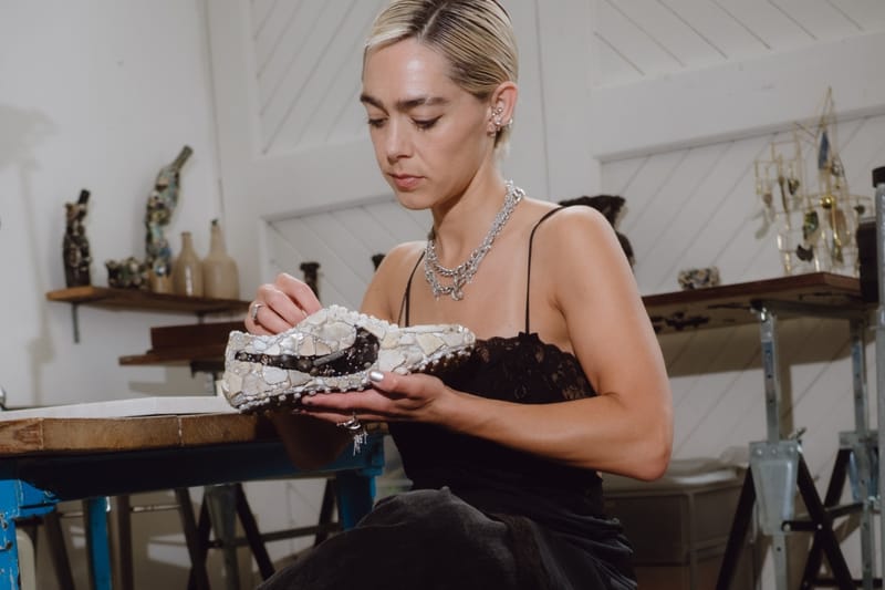 倫敦珠寶設計師 Emily Frances Barrett 如何為 Nike Moon Shoe 注入全新靈魂