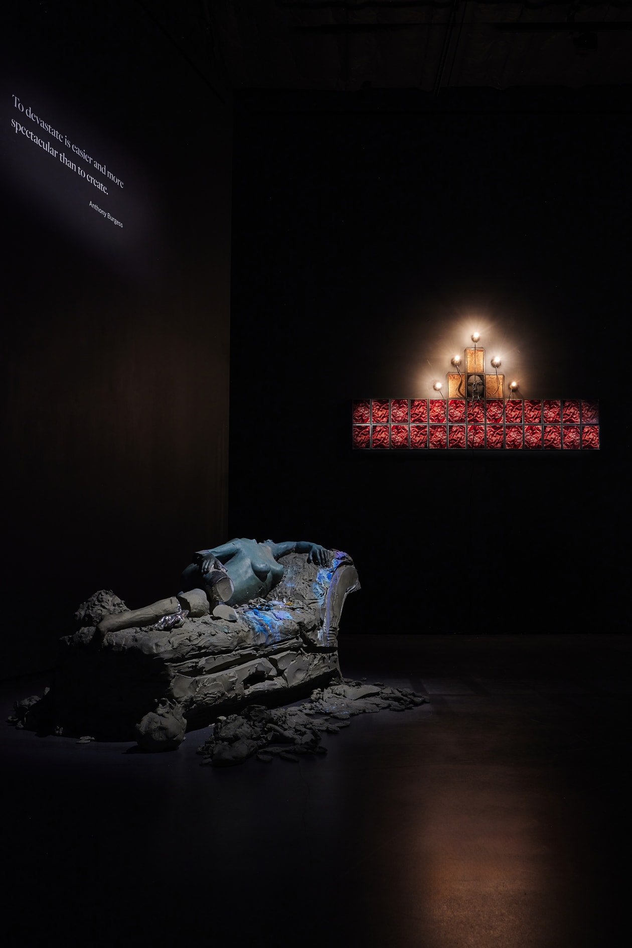 走進蘇富比《Ozymandias》考古現場，專訪 Greg Lauren 訴說殘缺與重塑的美學解構