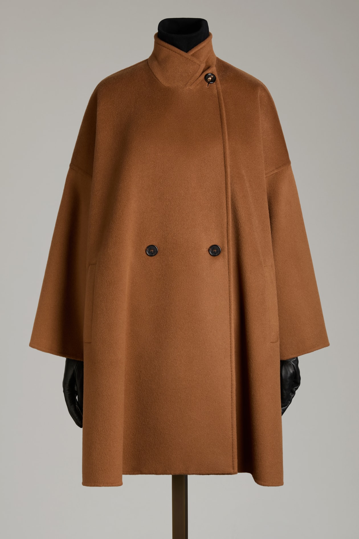 Max Mara Stages Grand 2027 Resort Collection Debut and "The Max!" 75th Anniversary Archive Exhibition at Shanghai's Long Museum