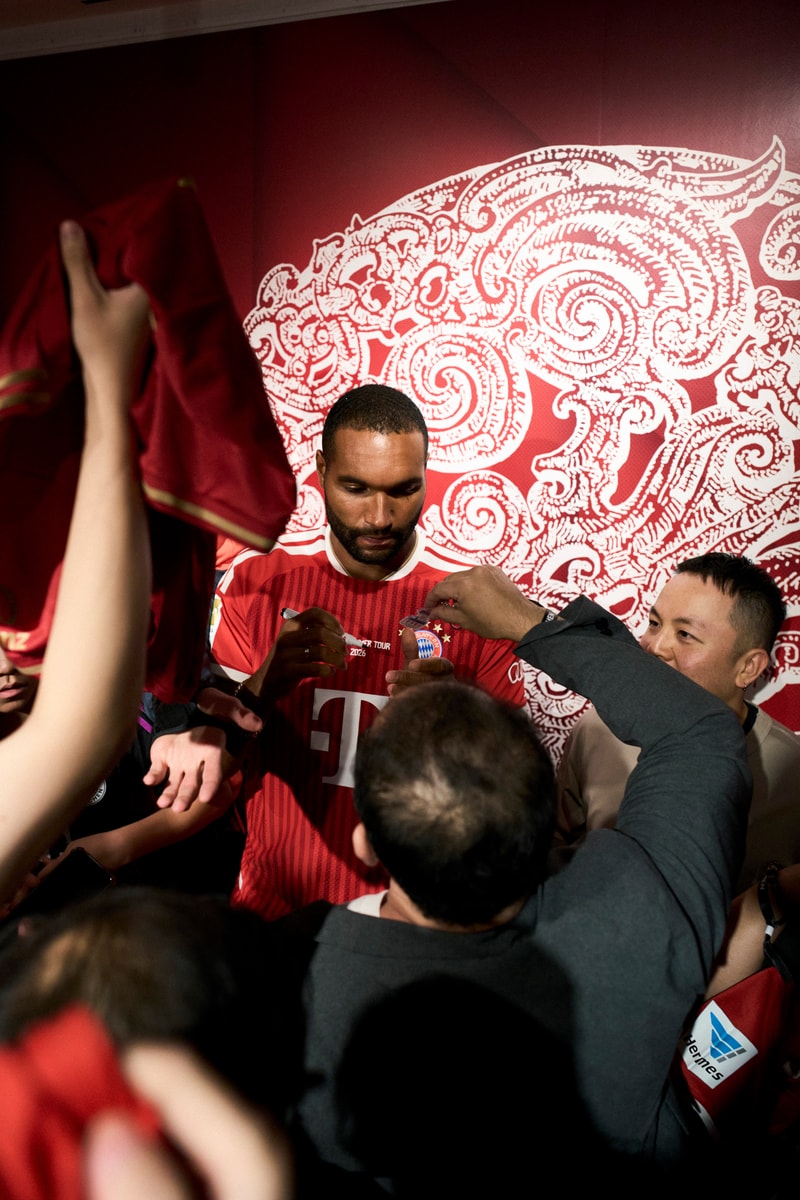FC Bayern 聯手Hypebeast 呈獻亞洲巡迴香港站別注球衣，球星 Jonathan Tah 親臨 Gallery HBX 期間限定店