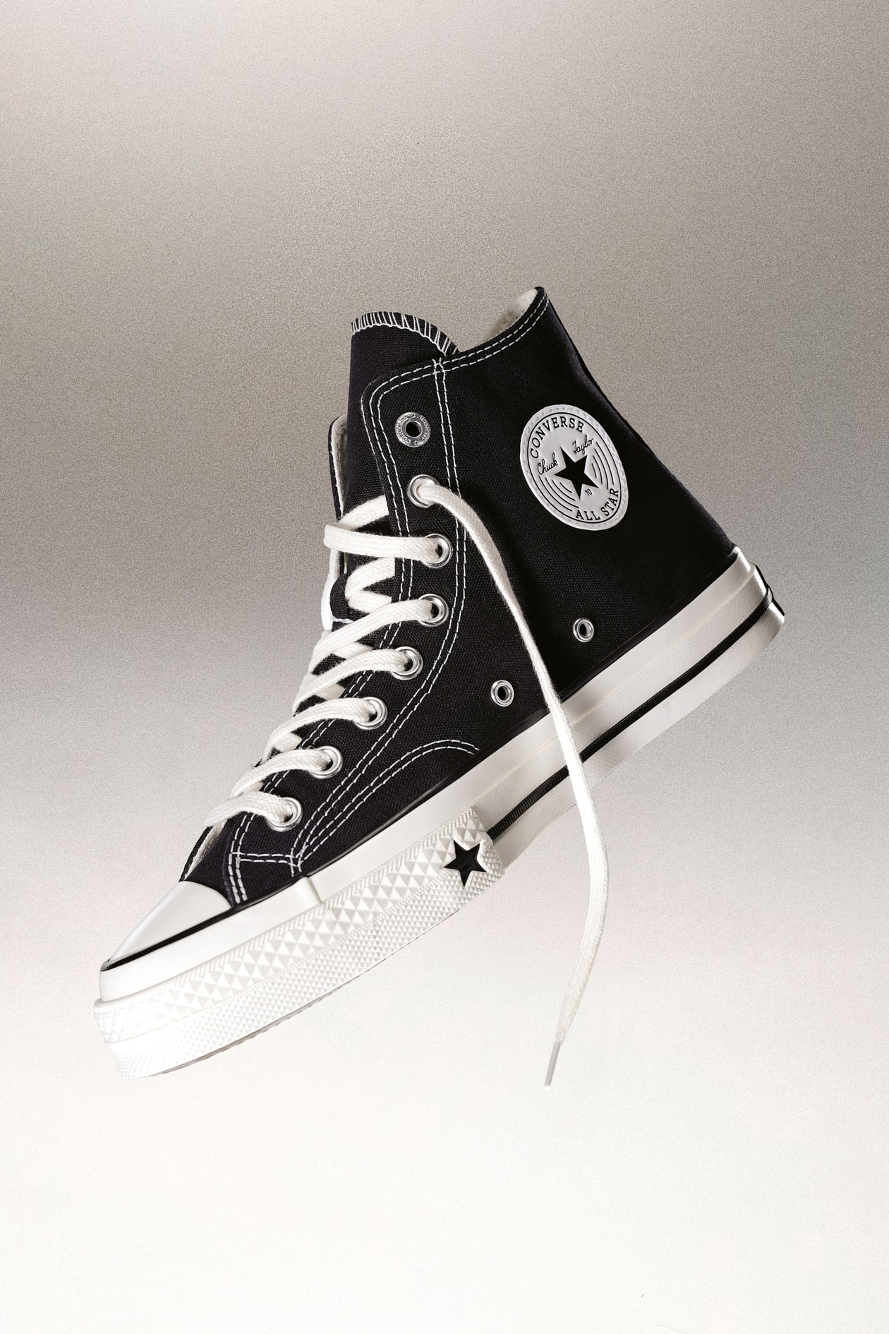 aespa 成員 KARINA 正式出任 Converse 代言人演繹最新經典升級 Chuck 70 X