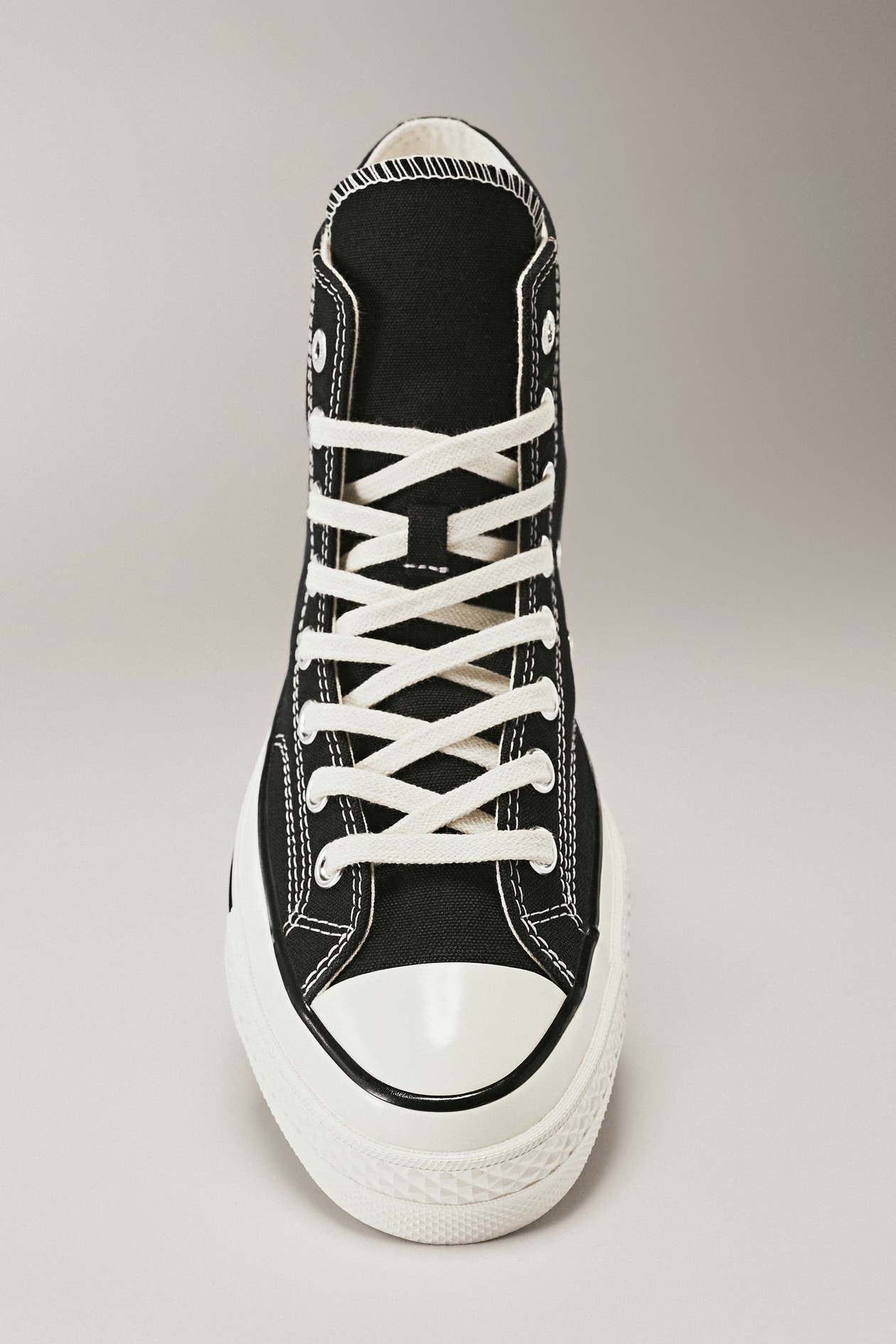 aespa 成員 KARINA 正式出任 Converse 代言人演繹最新經典升級 Chuck 70 X