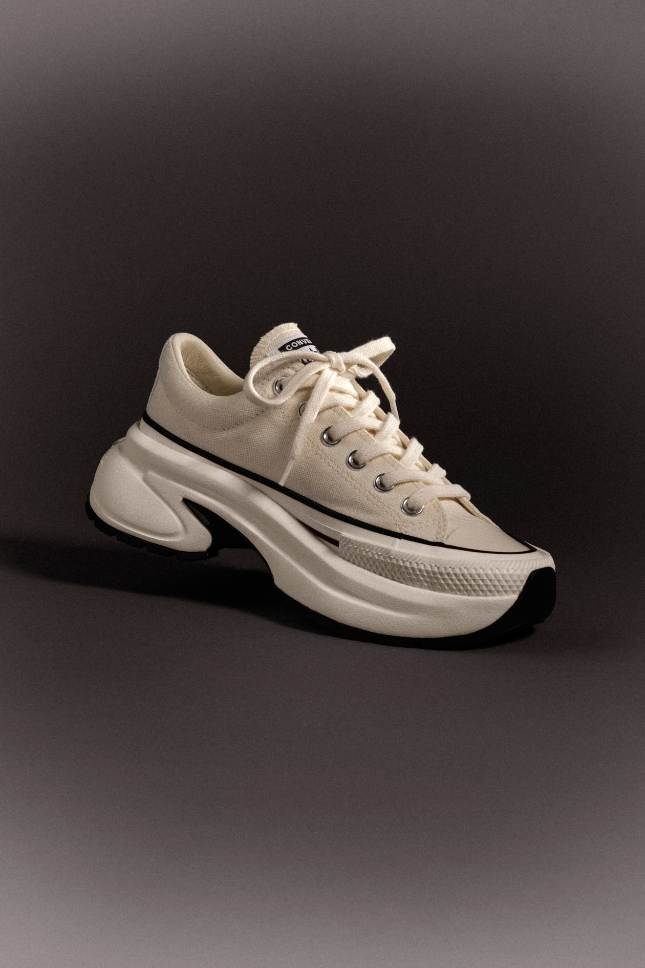 aespa 成員 KARINA 正式出任 Converse 代言人演繹最新經典升級 Chuck 70 X