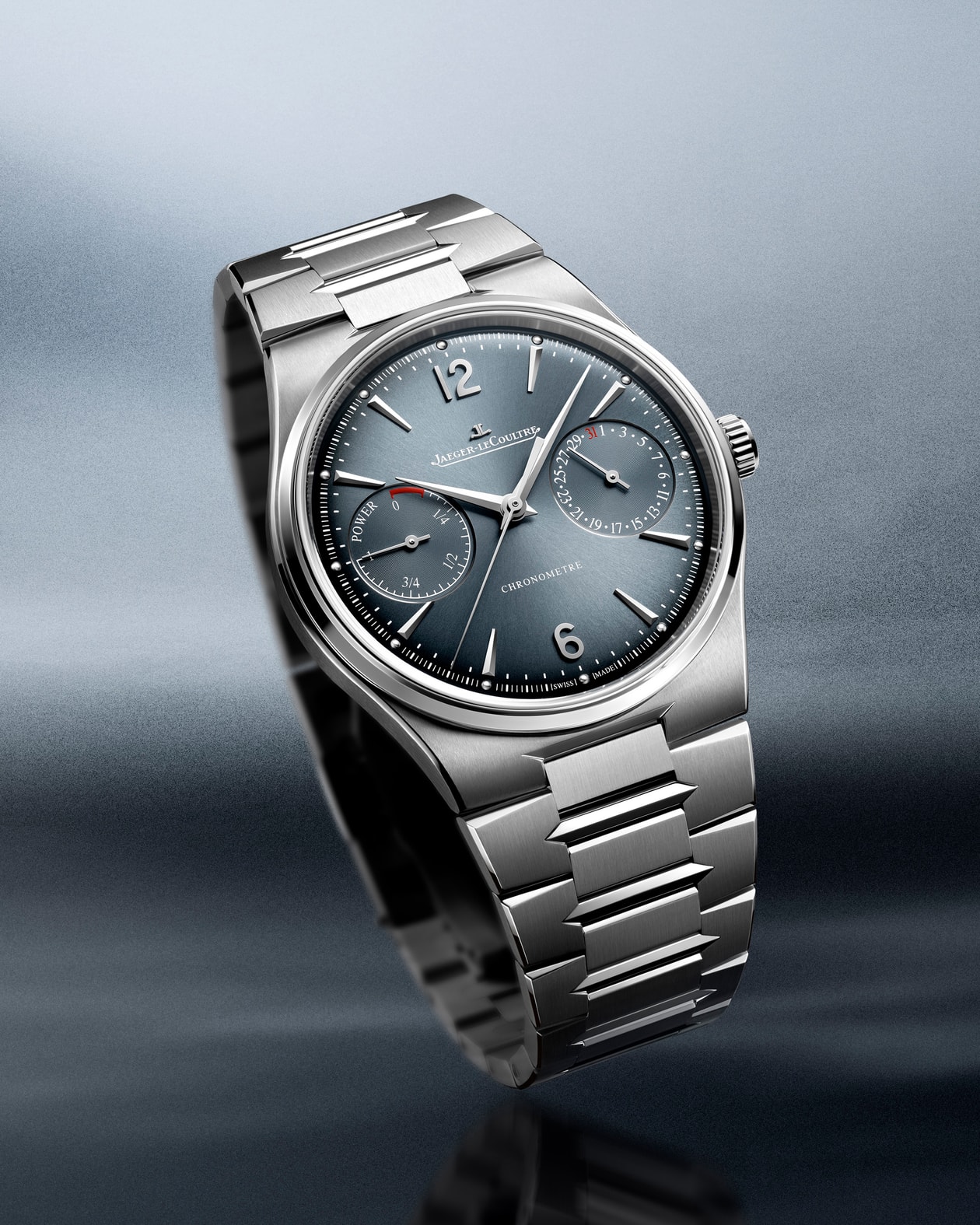 Robert Pattinson 正式出任 Jaeger-LeCoultre 積家全新全球品牌大使，演繹最新 Master Control Chronometre Perpetual Calendar 大師系列天文台萬年曆腕錶