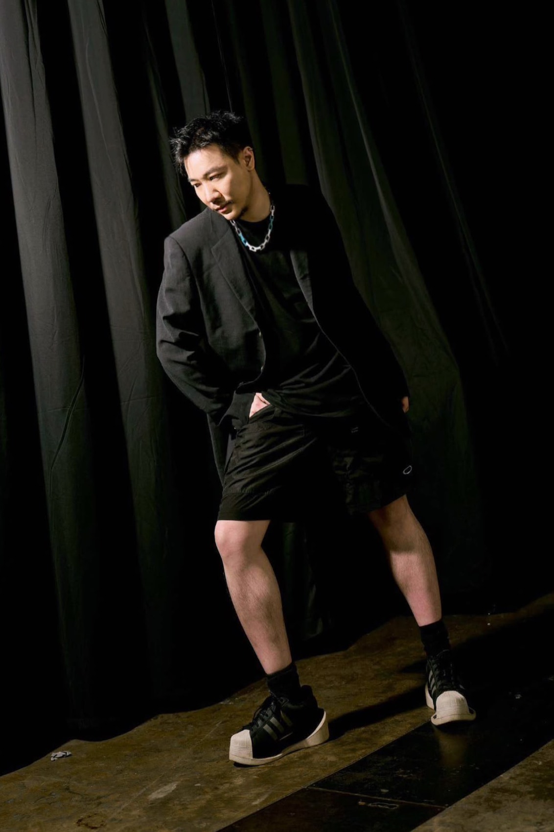 解構城市感官能量：Fashion Hong Kong 呈獻「香港多巴胺」時裝匯演，4 位本地設計師專訪全解析
