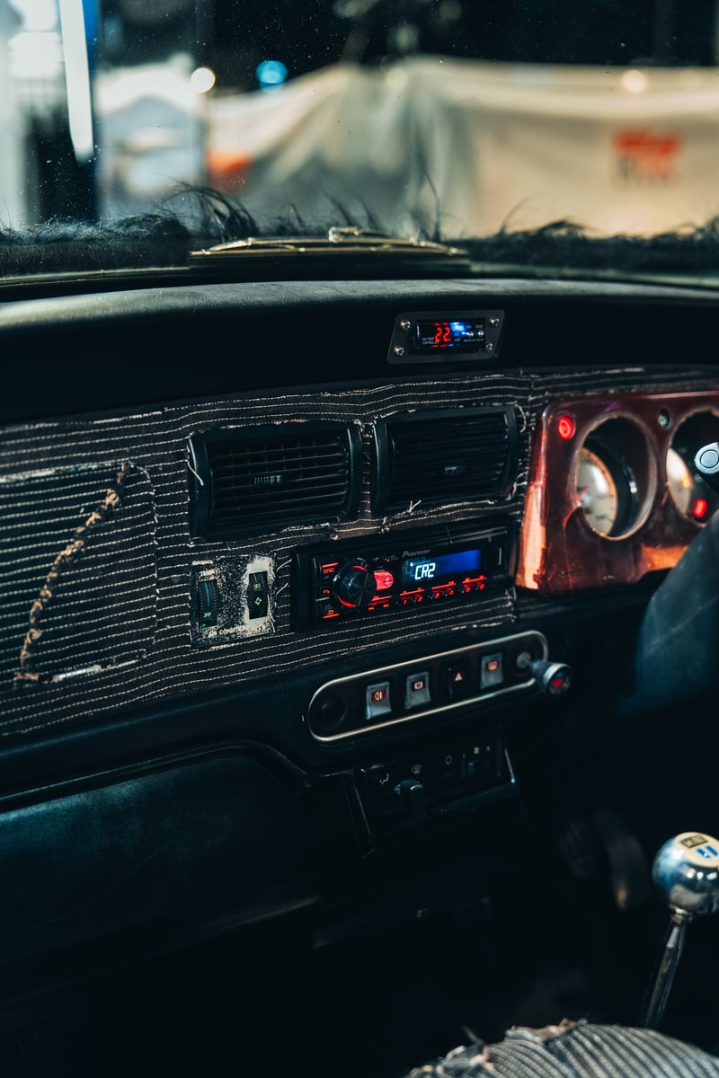 新銳創意單位 RnRND 最新概念載具藝術裝置重塑經典 Classic Mini