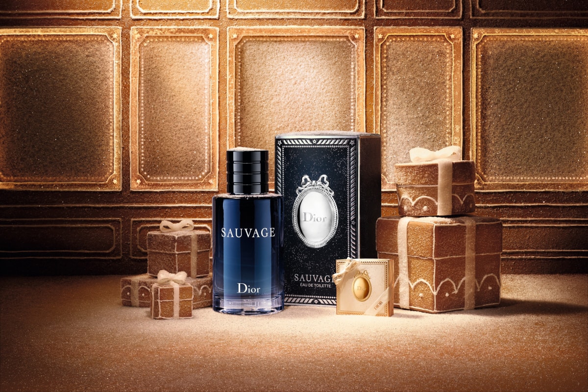 品味禮物推薦：Dior 全新節日限定系列，經典星形標誌倒數月曆、Dior Délice香薰蠟燭與珍藏版香薰同步亮相