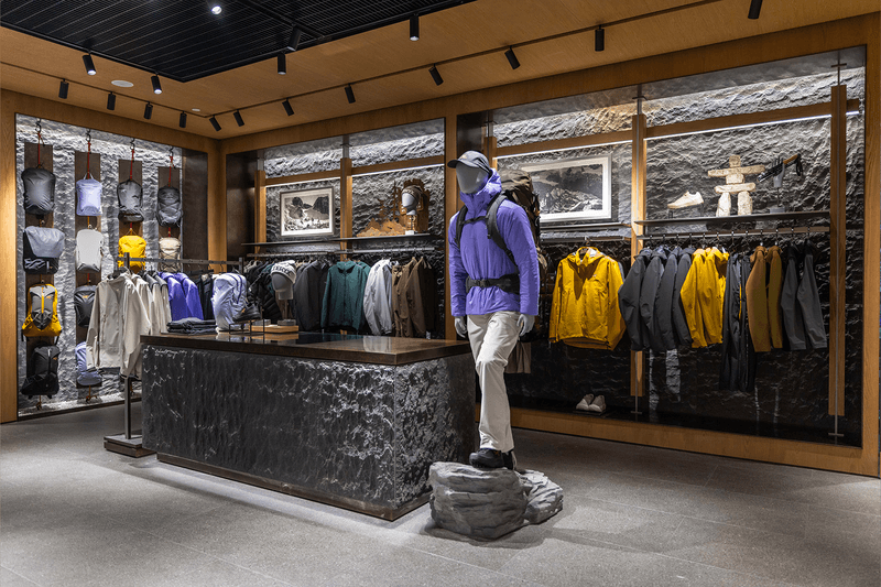 ARC'TERYX 全港最大旗艦店正式登陸中環 IFC