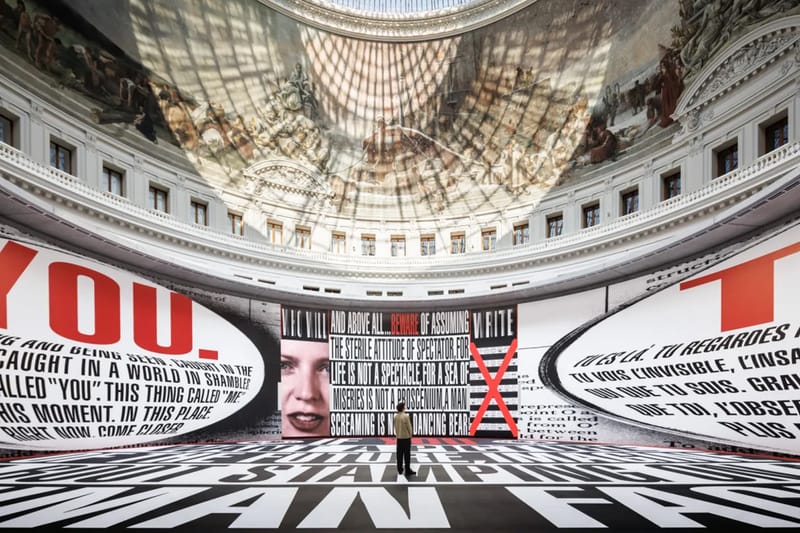 Barbara Kruger 於 Bourse de Commerce 全新裝置藝術追溯《The History of Tears》