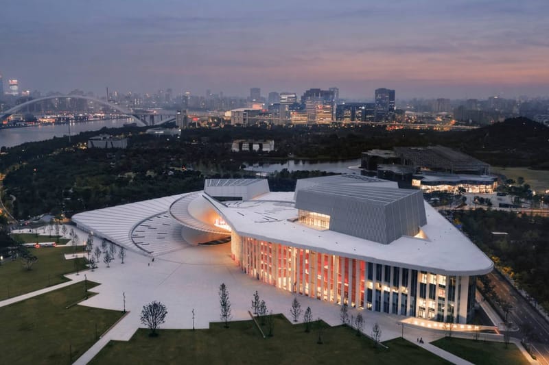 Snøhetta 操刀流線型海濱設計 上海 Grand Opera House 正式落成