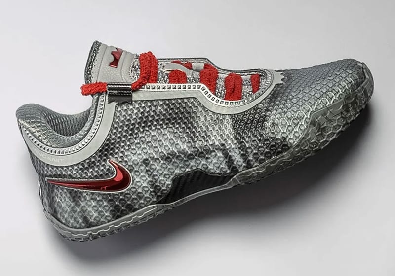 Nike LeBron 24 最新「Storm Drain」配色重現 LeBron James 經典小丑造型