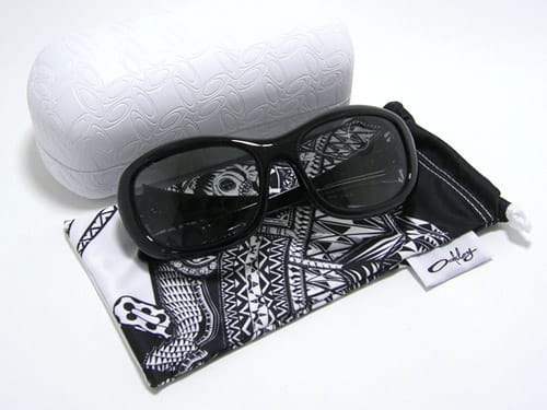 Naomi/South x Oakley Eternal