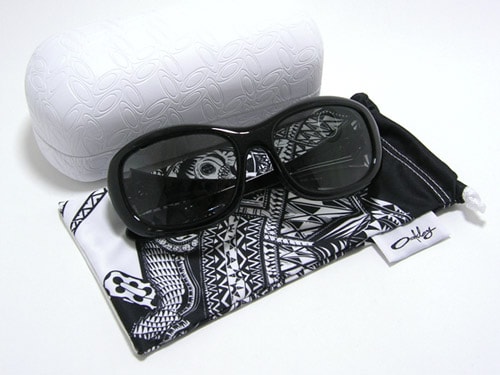 Naomi/South x Oakley Eternal