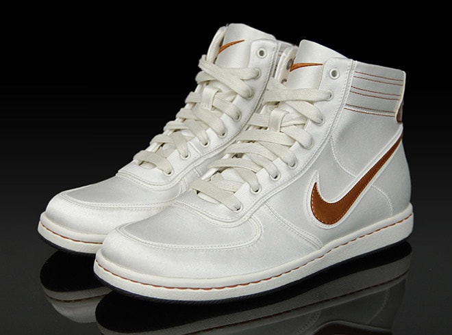 Nike Womens Air Scandal Medal Pack