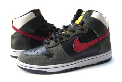 Nike SB Boba Fett Dunks