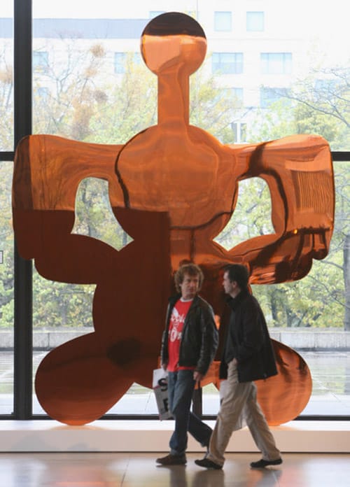 Jeff Koons - Neue Nationalgalerie Exhibition