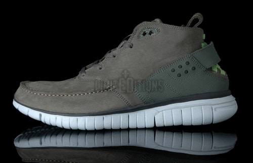 Nike Free Hybrid Boot "New Olive"