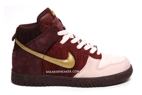 Nike Womens Dunk High "Ruffles"