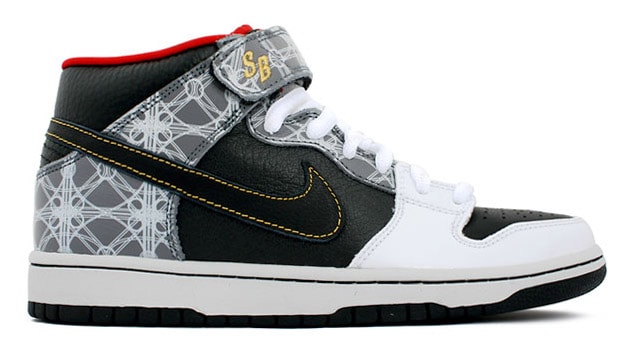 Triumvir x Fly x Nike SB Dunk Mid Beijing Release