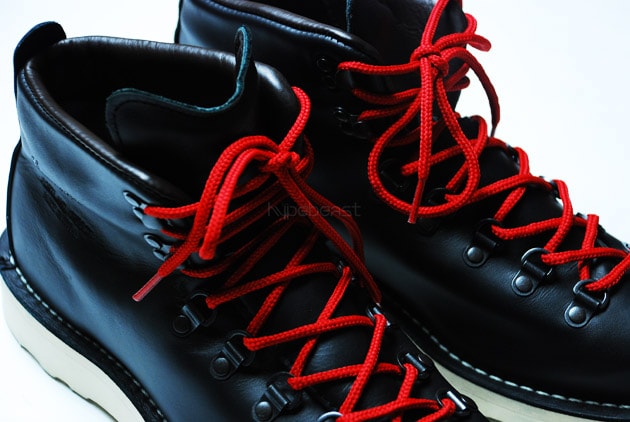 Chocoolate x Danner Mountain Light II