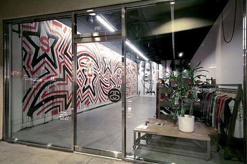 Haze x Stussy Las Vegas T-shirt & Wall