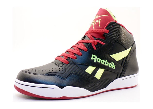 Reebok Sir Jam Mid "Super Heroes" Pack