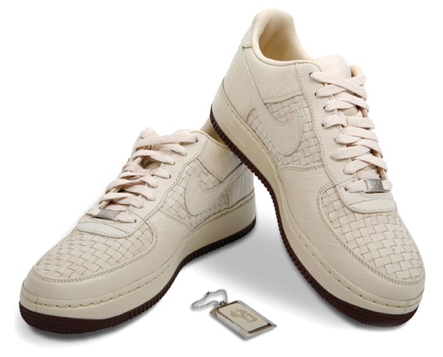 Yi Jianlian x Nike 1World Air Force 1