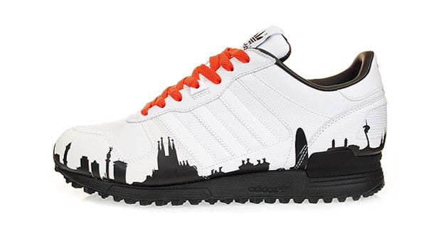 adidas Originals aZX ZX700Y Winner