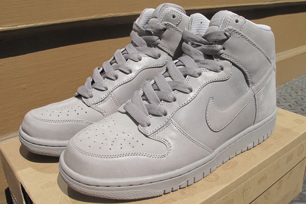 Nike Dunk Hi Supreme "All Grey" Colorway