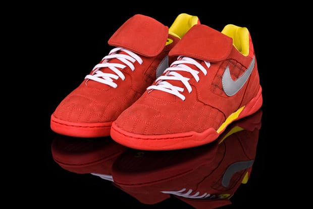 Nike Sportswear Air Zoom Tiempo - Hal Colorway