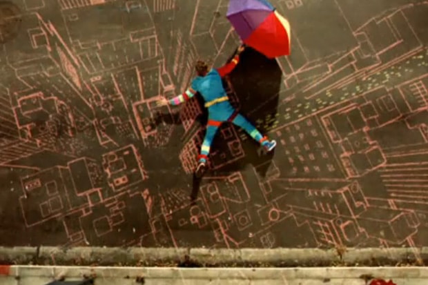 Coldplay - Strawberry Swing (Video)