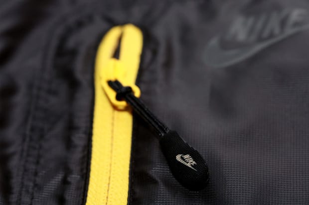 Nike Sportswear Undefeated Exclusive Firefly Jacket