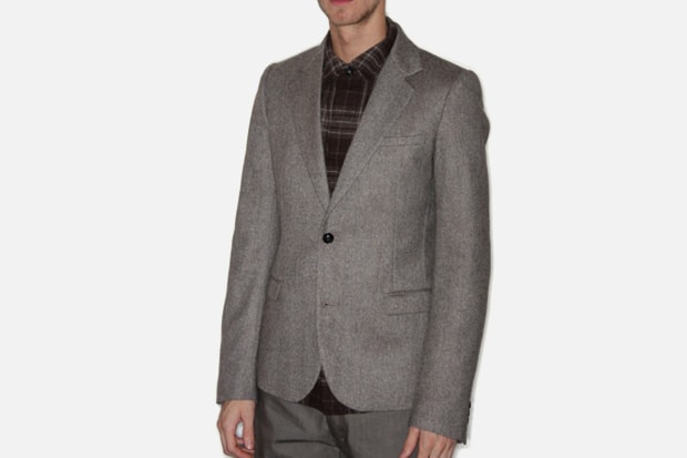 Nom De Guerre 2009 Fall/Winter New Releases