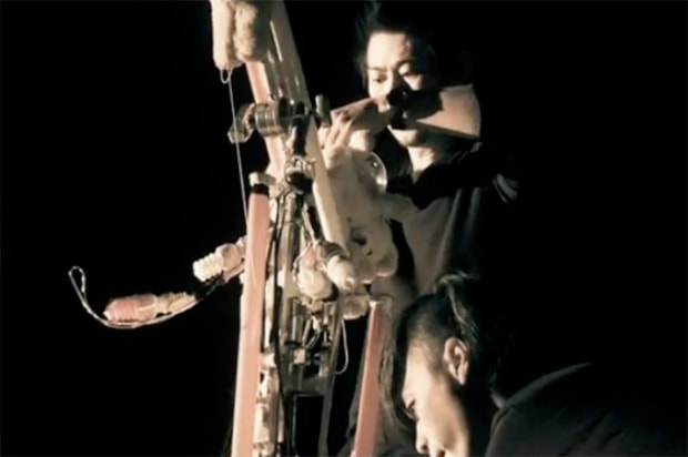 Undercover 2010 Spring/Summer Fashion Show @ Pitti Immagine - Backstage Video